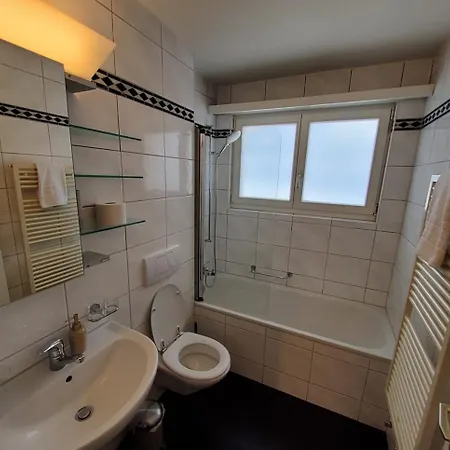 Grosszuegige 3 Schlafzimmer In Bergblick Zentral Lägenhet Davos