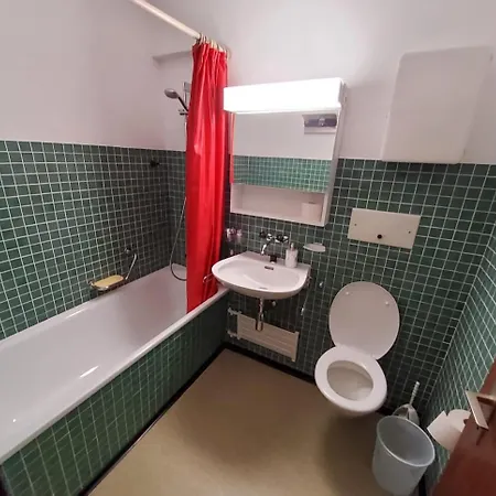 Grosszuegige 3 Schlafzimmer In Bergblick Zentral Lägenhet Davos