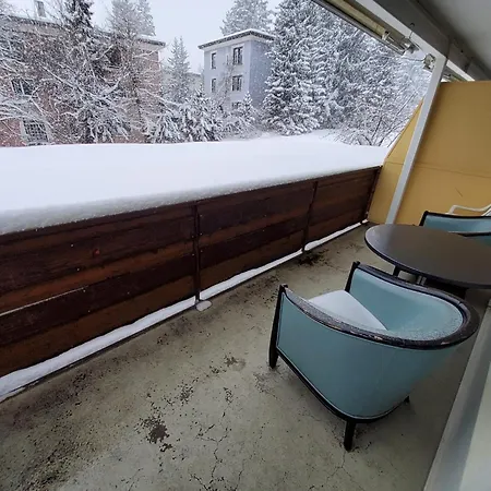 Grosszuegige 3 Schlafzimmer In Bergblick Zentral Lägenhet Davos